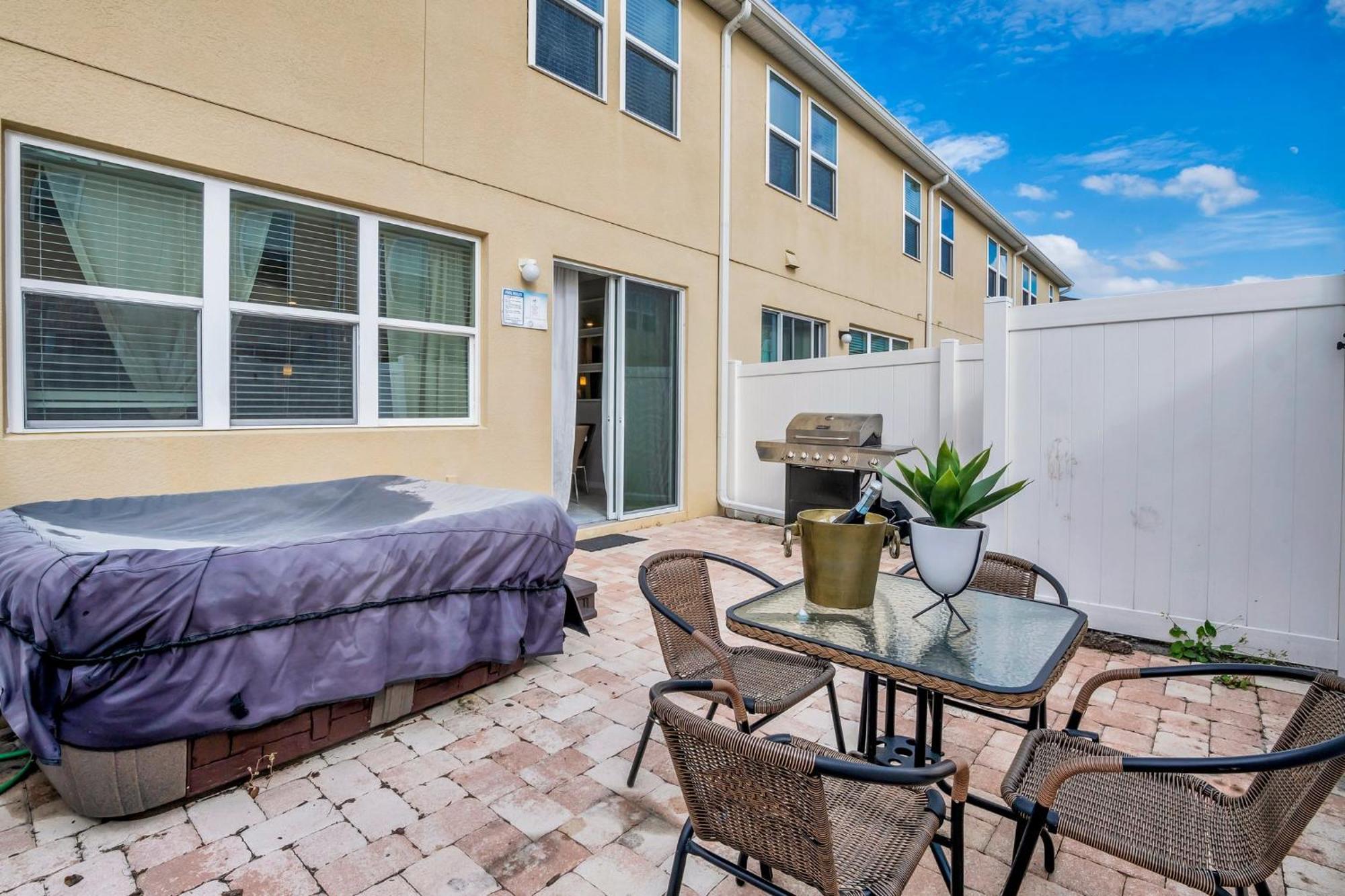 Comfy House At Compass Bay Cb102 *